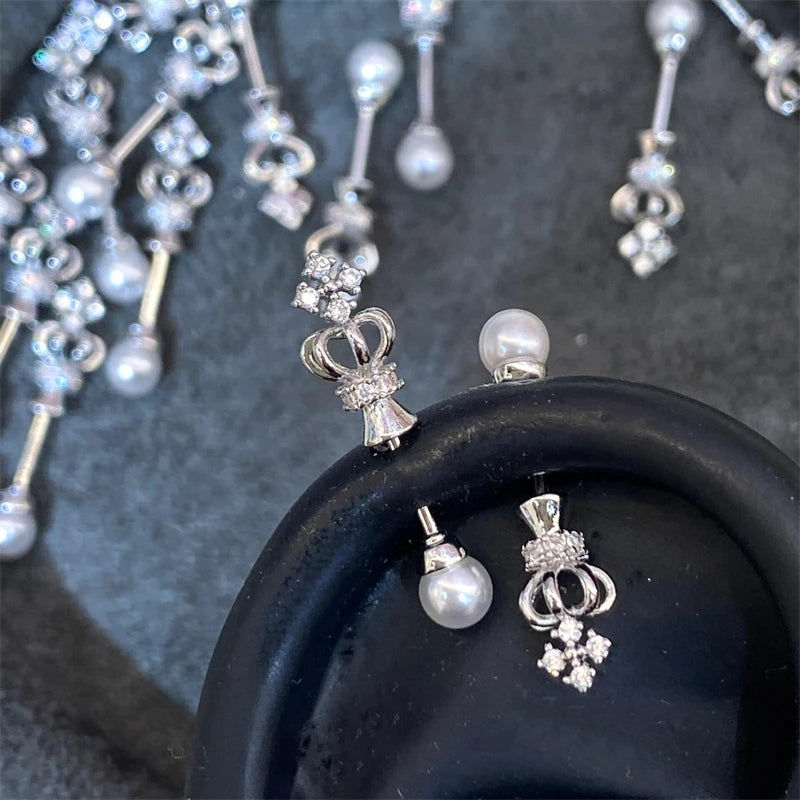 Crown Pearl Cartilage Spiral Earring