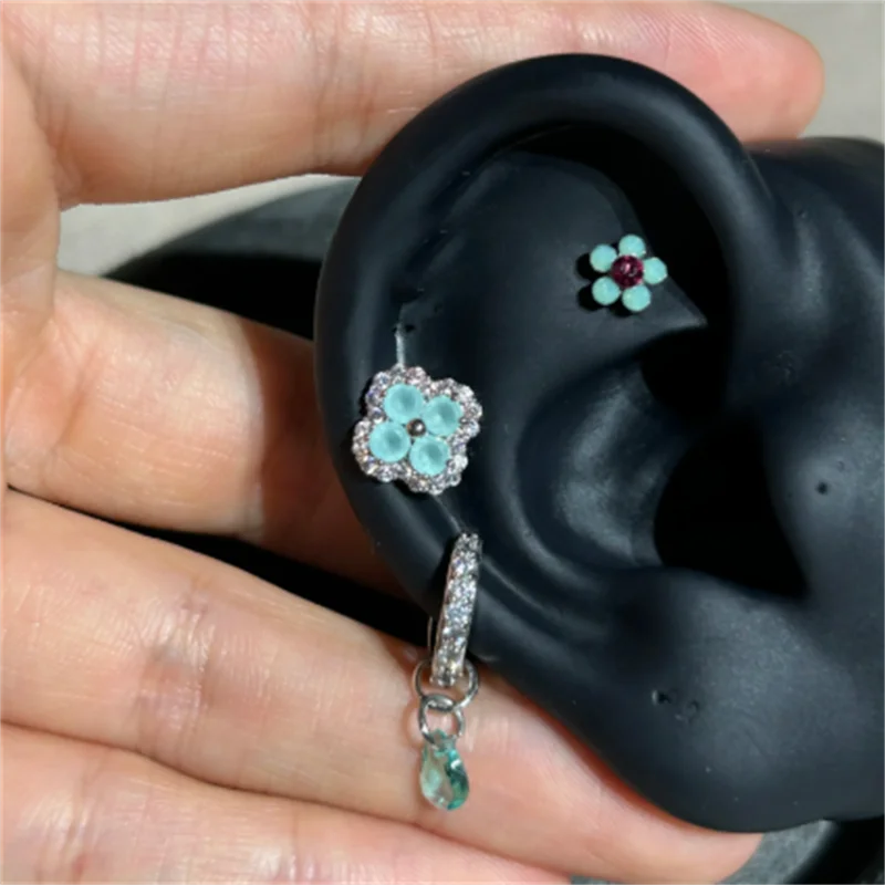 Green Clover Flower Stud Earrings in Stainless Steel