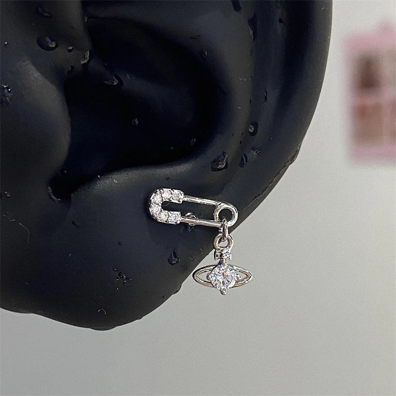 Crown Pearl Cartilage Spiral Earring